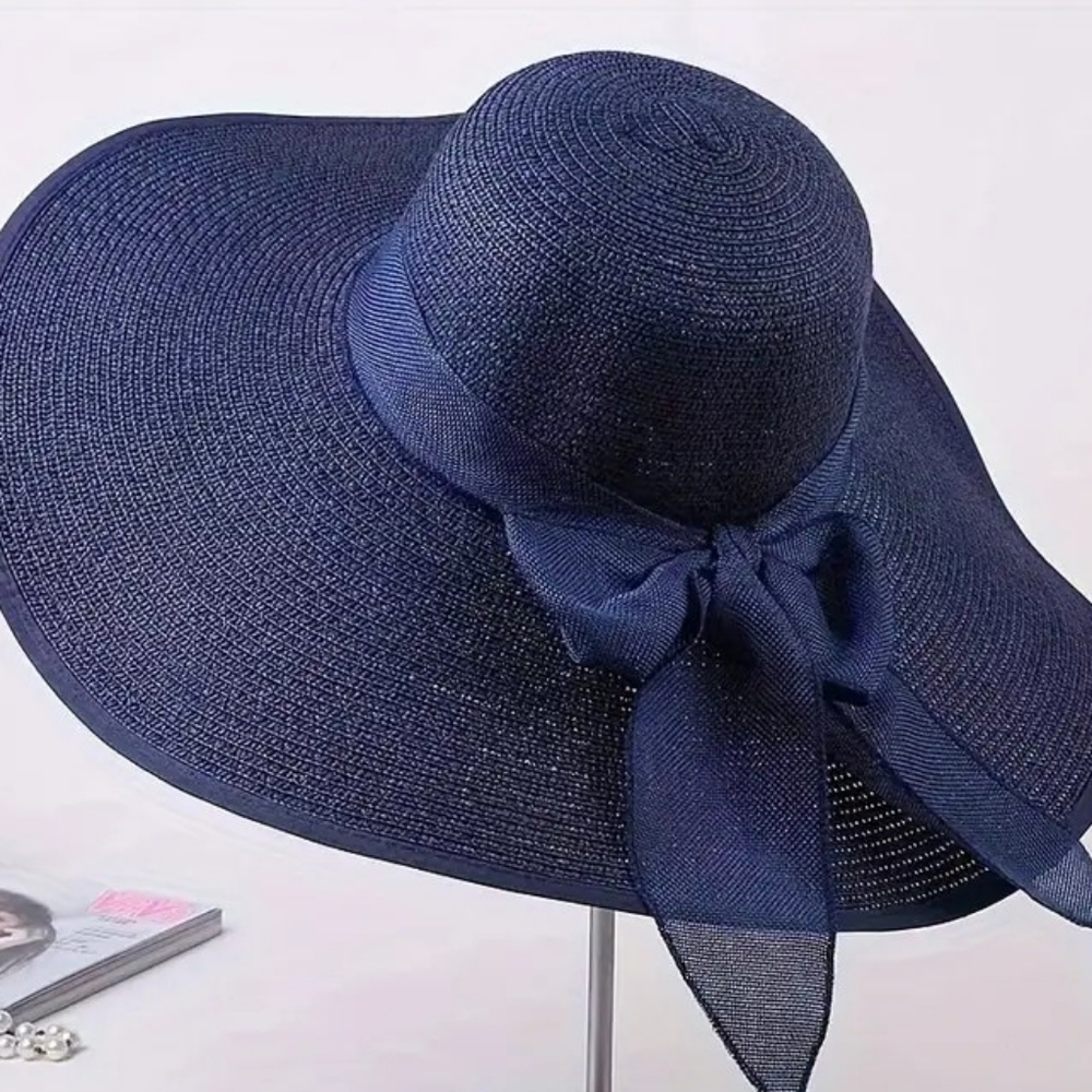 Woman's wide Brim straw hat